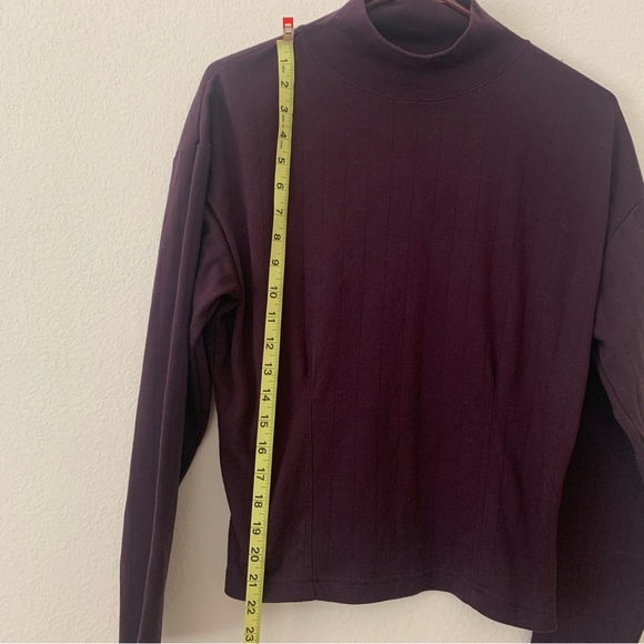 dressbarn  Turtleneck top in a Dark Deep Purple with Front and Back Darts Size M - Picture 7 of 7